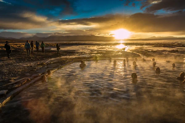 Uyuni tuz gölleri bahar 