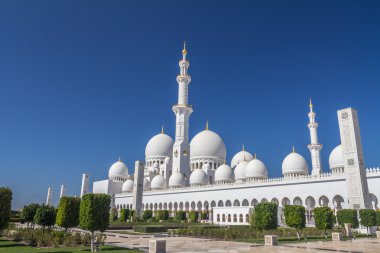 The white marble mosque in Abu Dhabi clipart