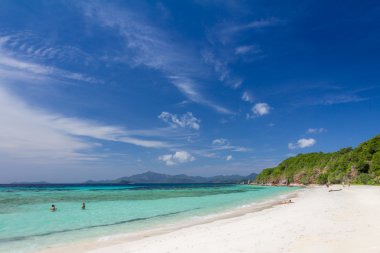 Beyaz Beach Palawan içinde güzel görünüm
