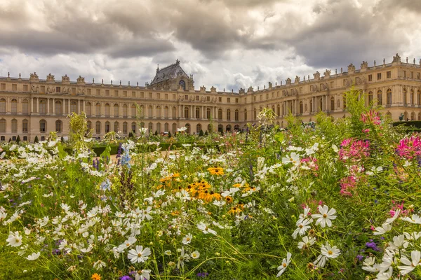 Versailles Sarayı Paris güzel görünüm — Stok fotoğraf