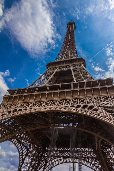 Paris 'teki Eyfel Kulesi manzarası — Stok fotoğraf