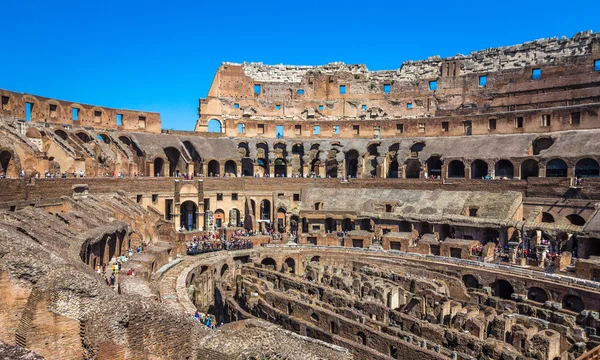 Гарний вигляд всередину Колізей в Римі — стокове фото