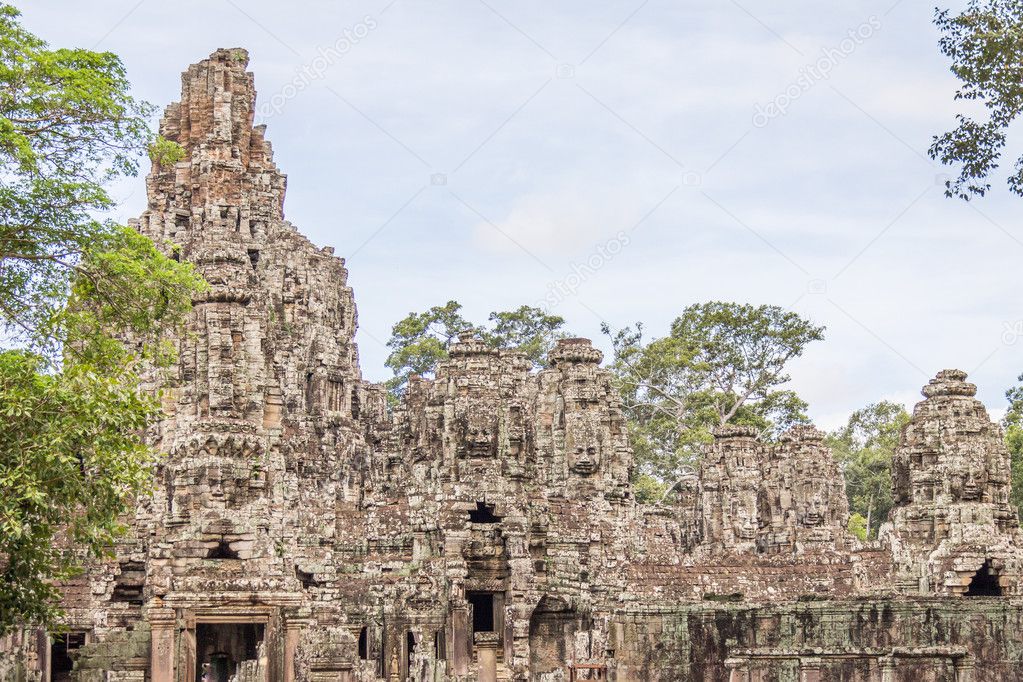 Angkor Thom temple ruins