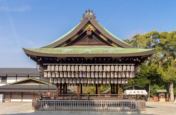 Templo de lanternas de Santuário de Yasaka em Kyoto — Fotografia de Stock