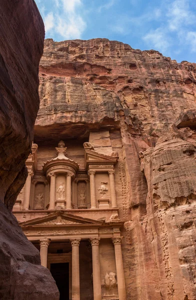 Gamla treasury ruin i Petra — Stockfoto