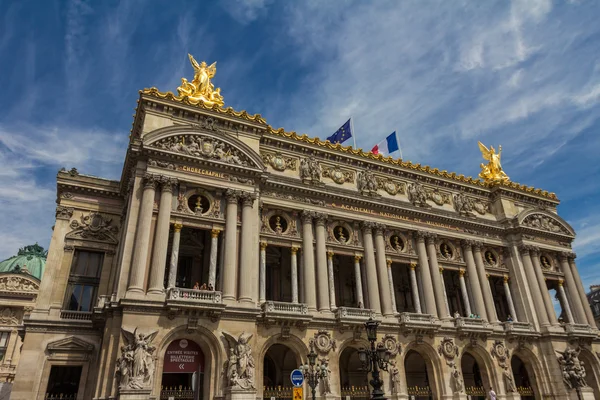 Fassadenansicht der Pariser Oper — Stockfoto