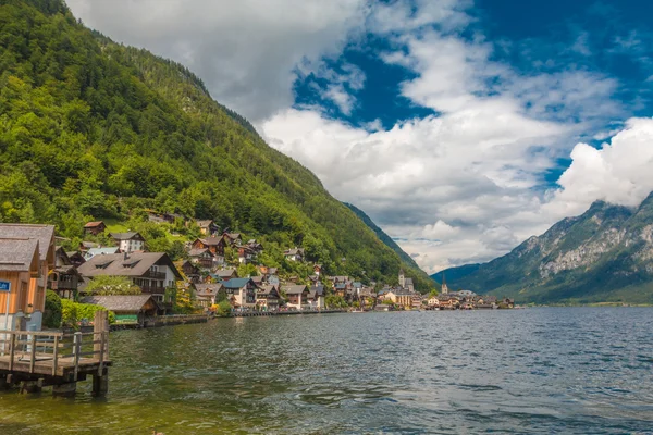 Hallstatt kentinin panoramik görünüm