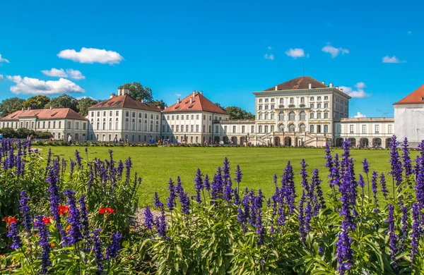 Nymphenburg Sarayı Münih güzel cephe
