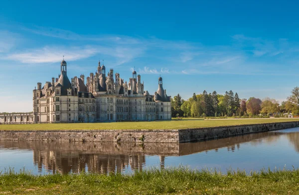 Chateau Chambord geri görüntülemek — Stok fotoğraf