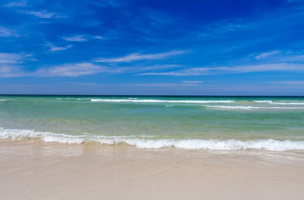 Κύματα σε Manly Beach στο Σίδνεϊ — Φωτογραφία Αρχείου