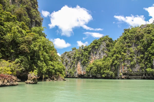 Panga bay w Phuket — Zdjęcie stockowe