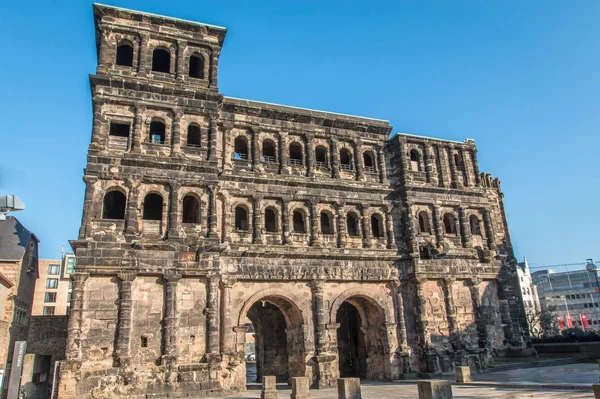 Roman ruins of Porta Nigra in Trier Germany — Stock Photo, Image