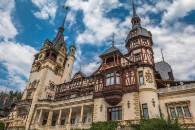 Romanya'da Peles Kalesi güzel cephe