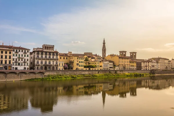 Solnedgång Floden Arno Florens Italien — Stockfoto