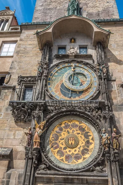プラハのチェコスロバキア共和国の古い天文時計 — ストック写真