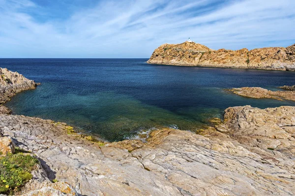 Red Porphyry rocks of Pietra Islet in Corsica — Stock Photo, Image