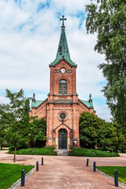 Finlandiya 'nın orta kesimindeki Jyvaskyla kilisesinde ön manzara. 