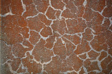 Eski sade renkli beton üzerinde