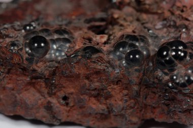 Demir cevheri hematit