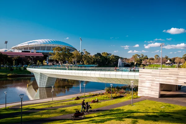 Adelaide Oval and foot bridge — Stock Photo, Image
