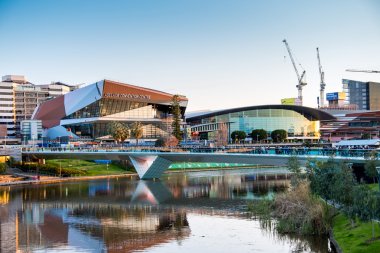 Torrens ayak köprü Adelaide