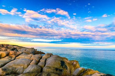 Fleurieu Yarımadası üzerinde dramatik günbatımı