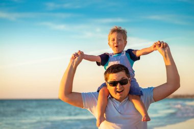 Baba ve oğul Paketle