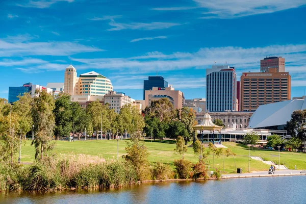 Panoramę miasta Adelaide na dzień — Zdjęcie stockowe