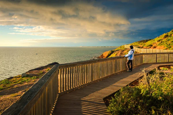 Hallett Cove boardwalk kadına