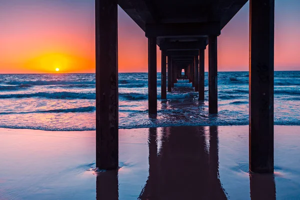 Gün batımında, Güney Avustralya Brighton İskelesi — Stok fotoğraf