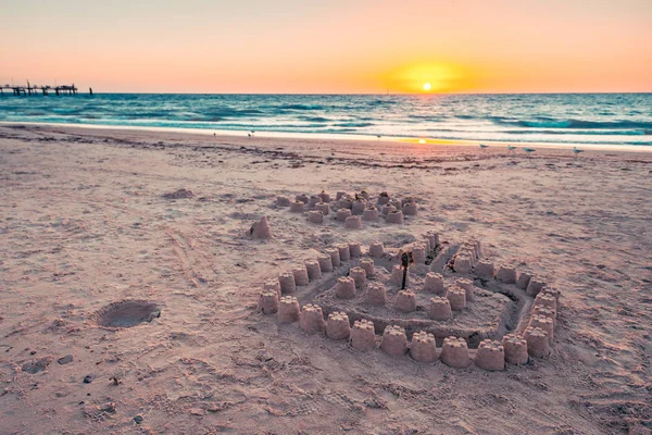 Kumsaldaki kumdan kale 