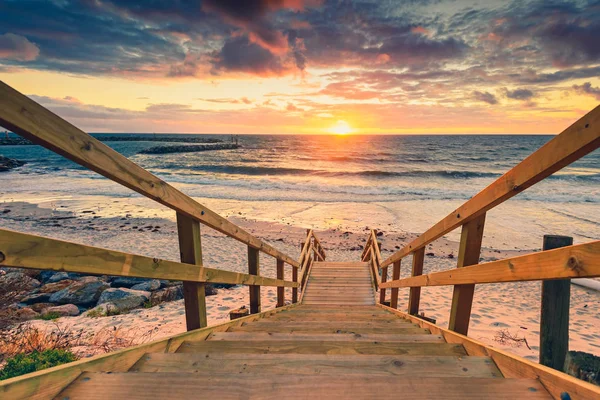 Adelaide shores adlı günbatımı