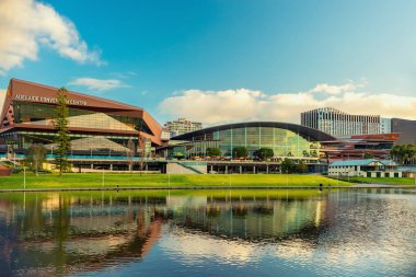 Adelaide Kongre merkezinde günbatımı