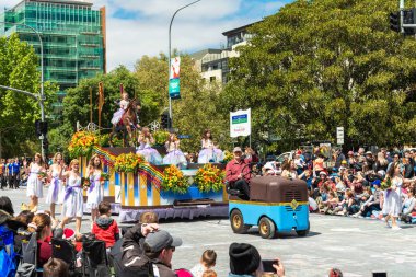 Ulusal Eczaneler Noel Geçit Töreni 2019