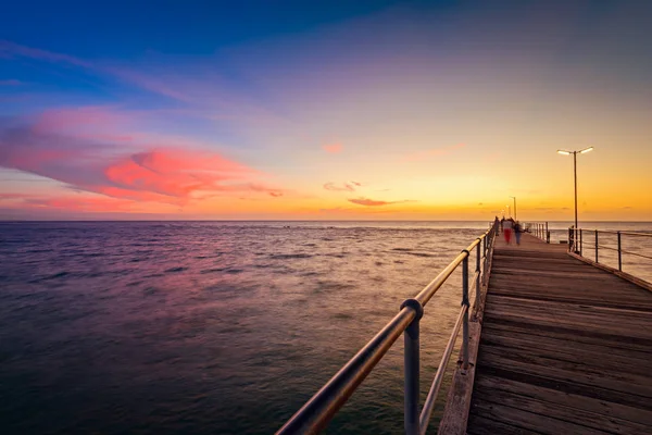 Port Noarlunga brygga vid skymningen — Stockfoto