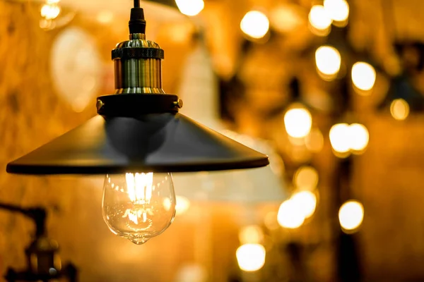 旧式照明爱迪生灯泡装饰 白炽灯复古 — 图库照片