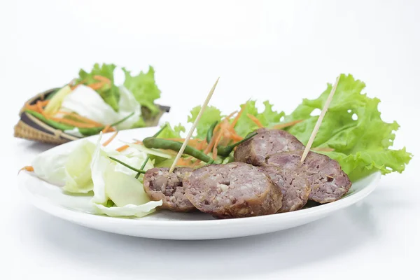 酢豚と白い背景の上のタイの野菜スナック — ストック写真