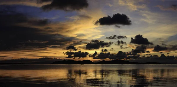 Panorama puesta del sol Songkhla lago — Foto de Stock
