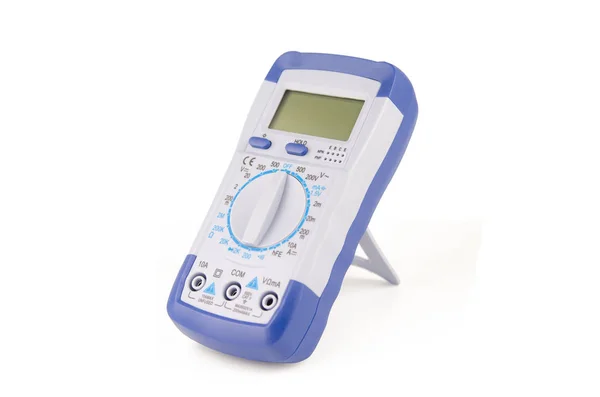 Digitale multimeter geïsoleerd op witte achtergrond met clipping pa — Stockfoto