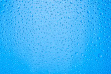 Mavi Arkaplanda Su Damlaları