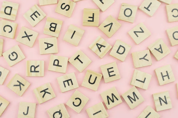 Hintergrund Buchdruck Holzdruckblöcke Zufällige Buchstaben Des Alphabets Und Zeichensetzung Mit — Stockfoto