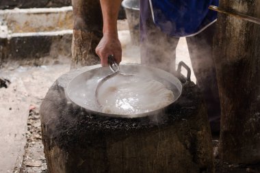 Tayland pirinç şehriye haşlanmış