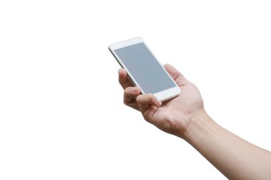 Beyaz akıllı telefonu tutan adam kırpma yolu olan beyazda izole edilmiş..