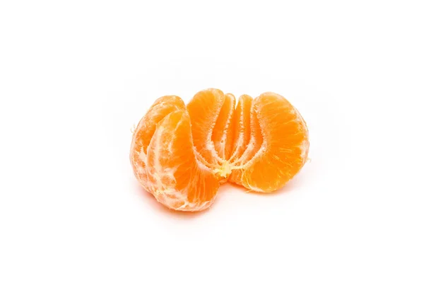 Mandarina fresca y sana aislada sobre fondo blanco . — Foto de Stock
