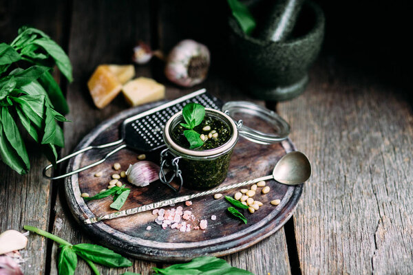 Green Basil Pesto with Pine Nuts