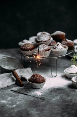 Muzlu kekler masada. Kahvaltı.