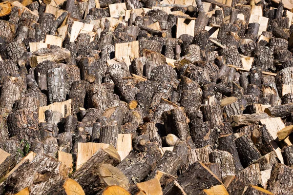 Achtergrond van gehakte hout en hout — Stockfoto