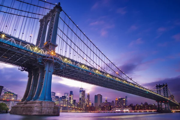 Wspaniały widok na Manhattan Bridge, Nowy Jork — Zdjęcie stockowe