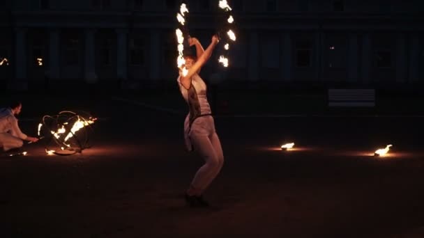 Saint-Petersburg, Federacja Rosyjska, 15 lipca 2016: Fireshow — Wideo stockowe