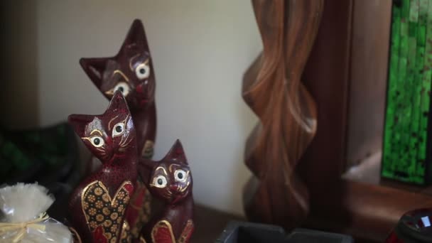Wooden colorful cats — Stock Video